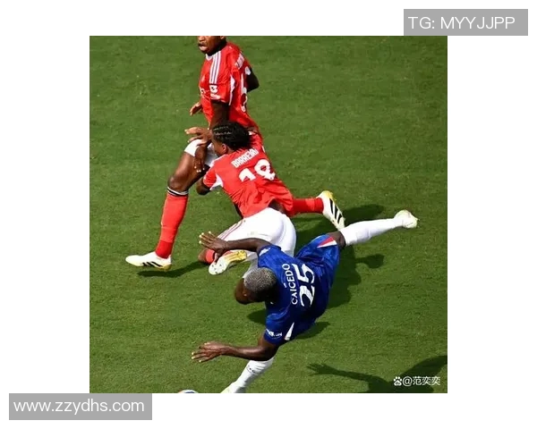 经典足球明星炫技瞬间回顾展现球场魅力与风采